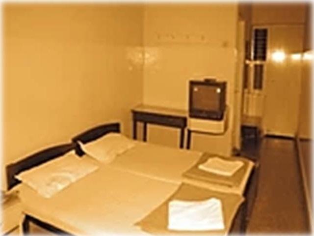 Hotel Anand Vihar Бангалор Екстериор снимка